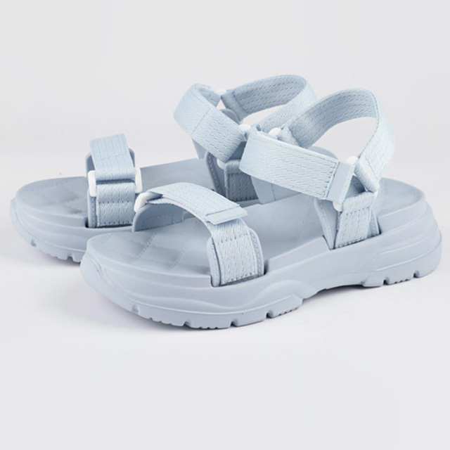 Women‘’s Platform Sport Sandal with Adjustable Straps