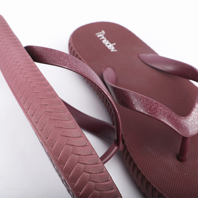 Women’s Glitter Strap Flip Flop with Textured Sole