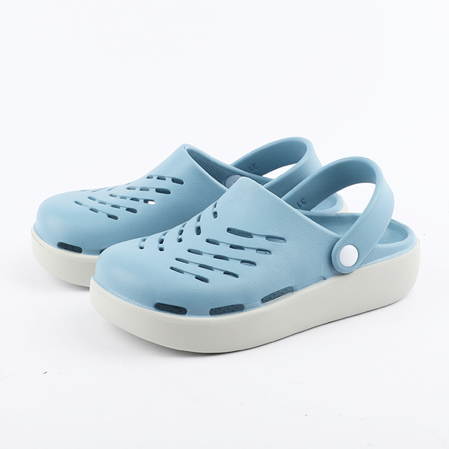 Boys‘ Clog Sandal（374489）